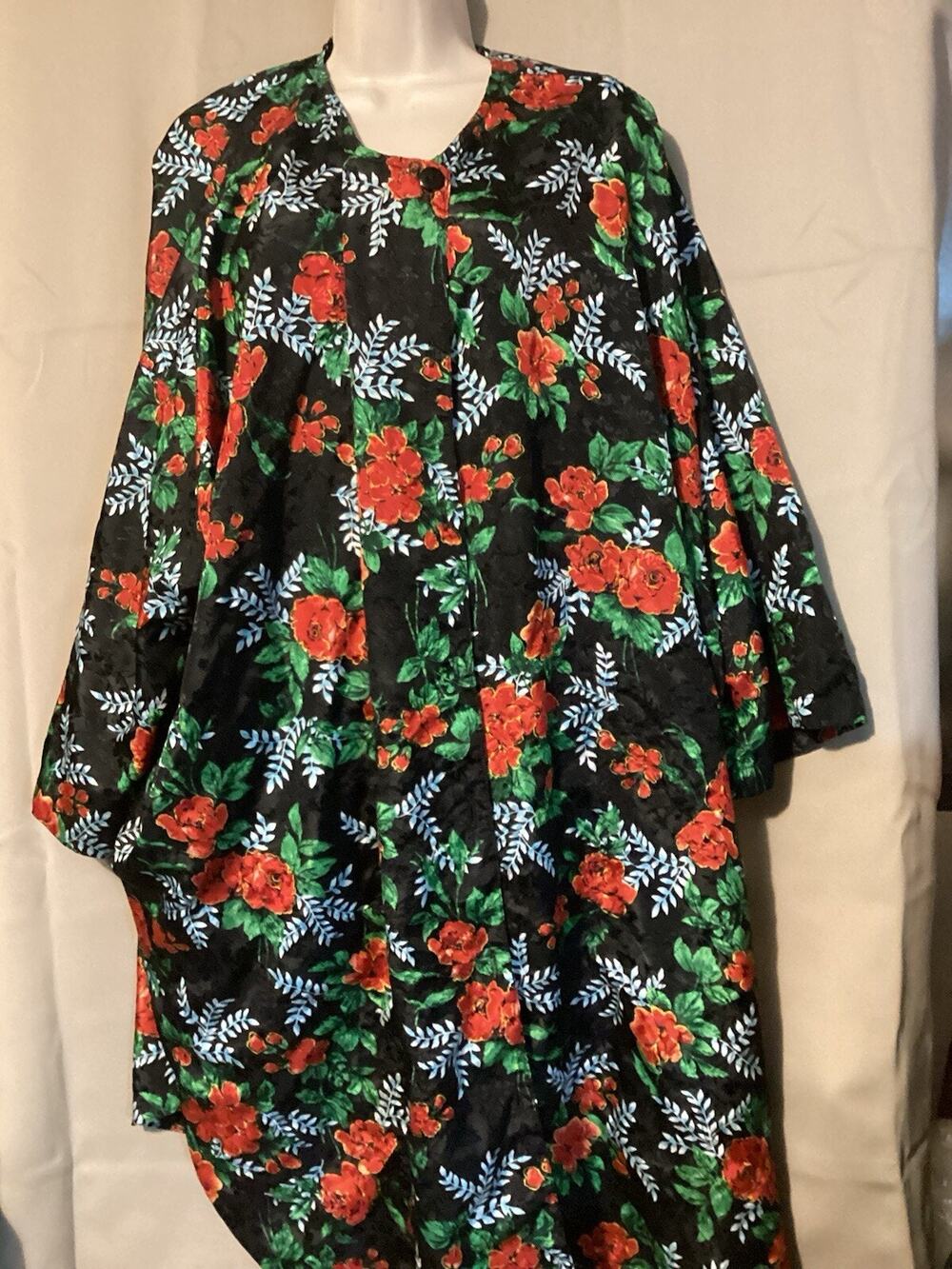 Simply Basic House Dress Robe SZ 1X Floral Multicolor With Pockets Valentines